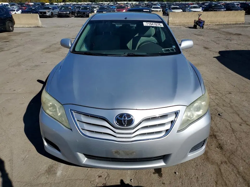 2010 TOYOTA CAMRY LE  
