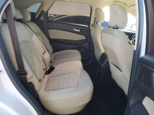 2016 FORD EDGE SE  