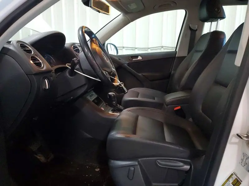 2017 VOLKSWAGEN TIGUAN S  
