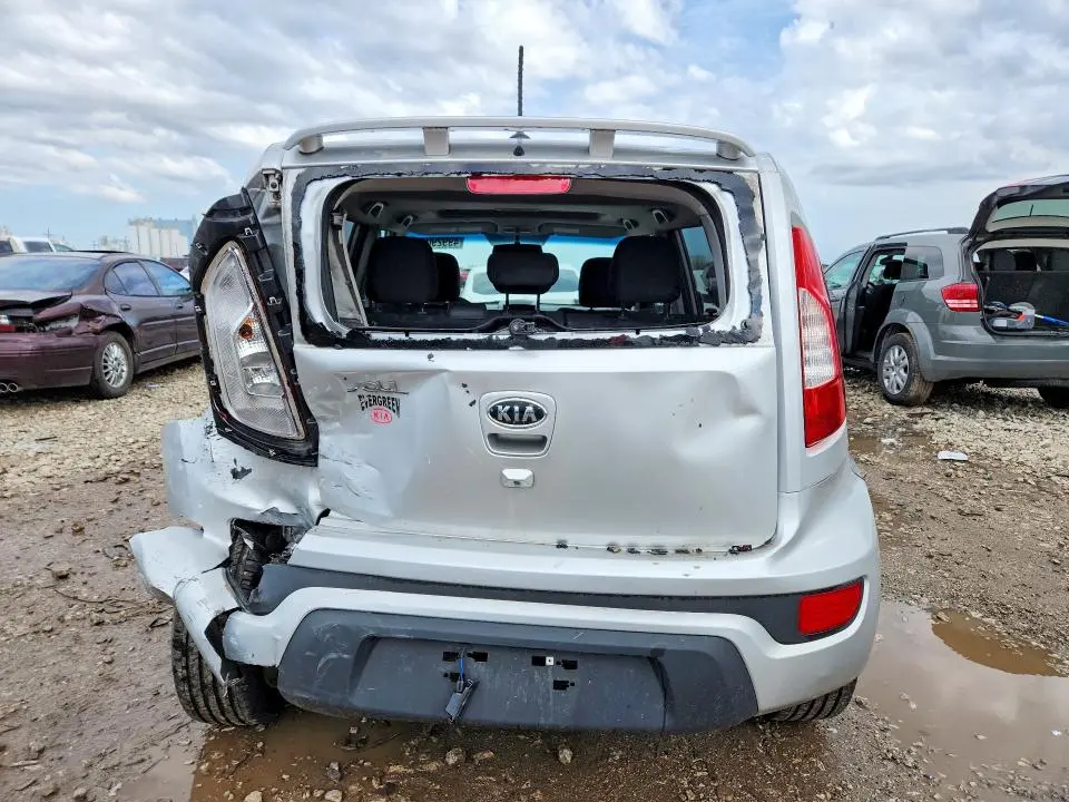 2012 KIA SOUL +  