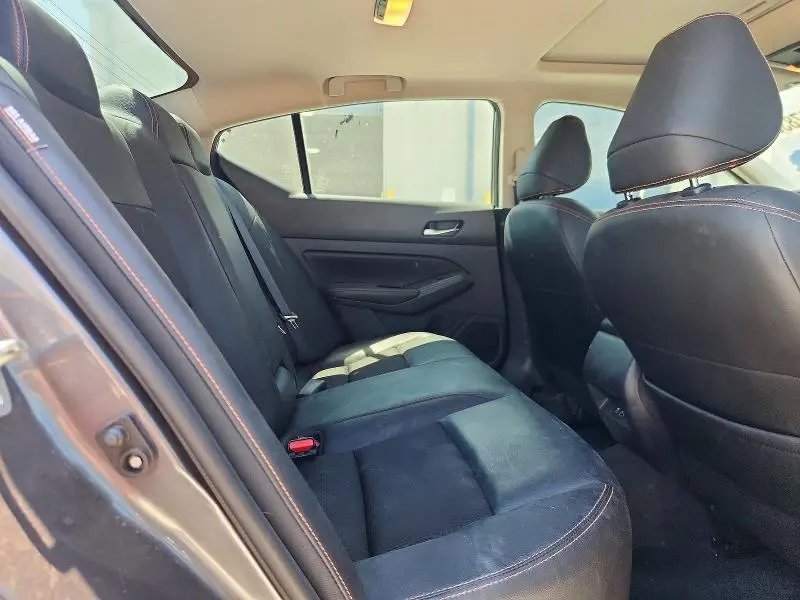2022 NISSAN ALTIMA SR  