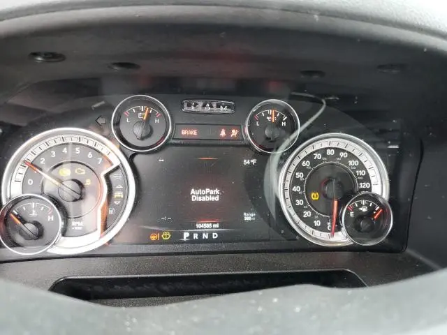 2019 RAM 1500 CLASSIC SLT  