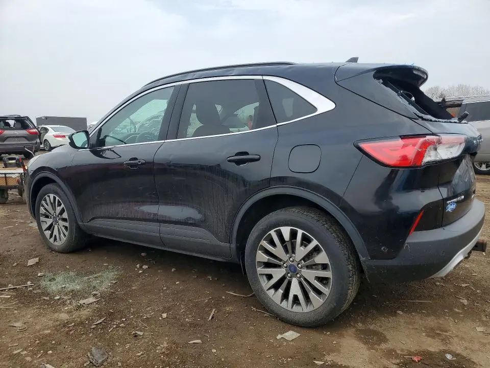 2021 FORD ESCAPE TITANIUM  