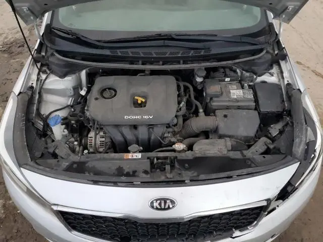 2017 KIA FORTE LX  