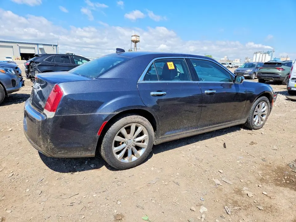 2016 CHRYSLER 300C   