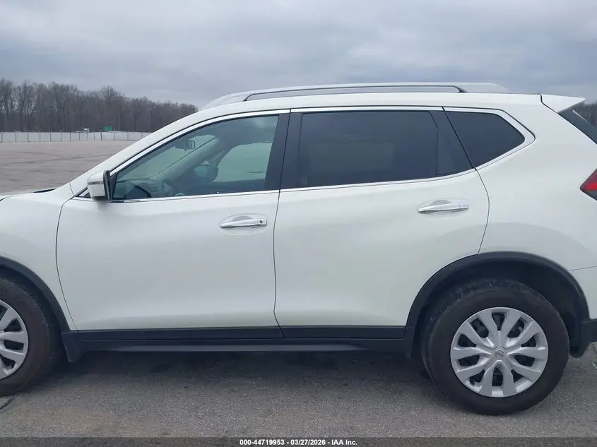 2017 NISSAN ROGUE S