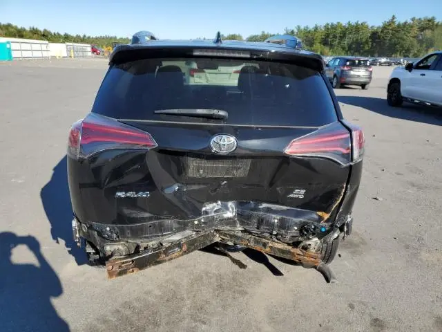 2018 TOYOTA RAV4 SE