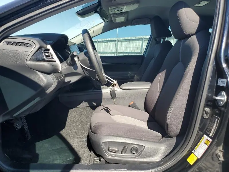 2022 TOYOTA CAMRY LE  