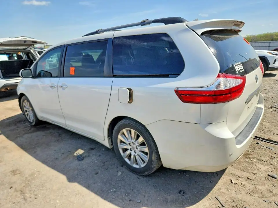 2015 TOYOTA SIENNA LIMITED PREMIUM 7-PASSENGER  