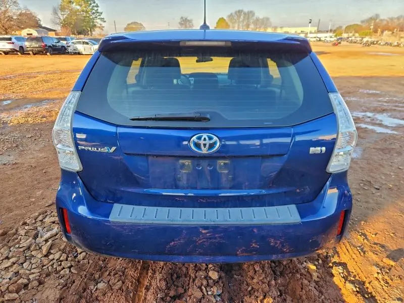 2013 TOYOTA PRIUS V   