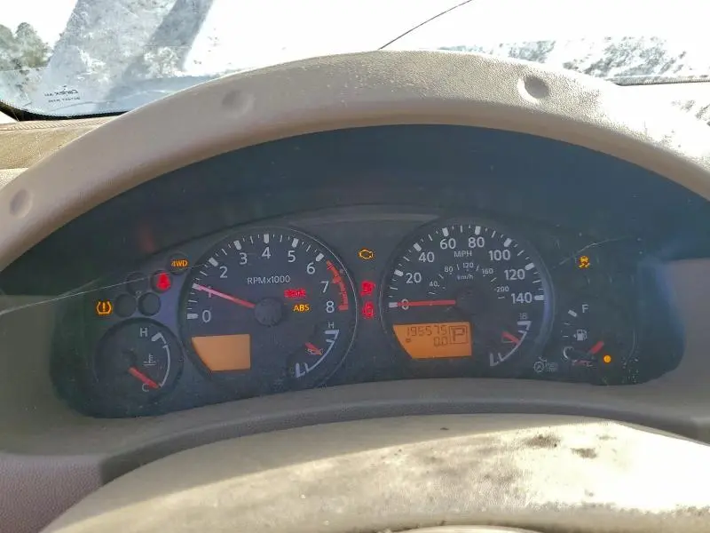 2012 NISSAN FRONTIER SV  