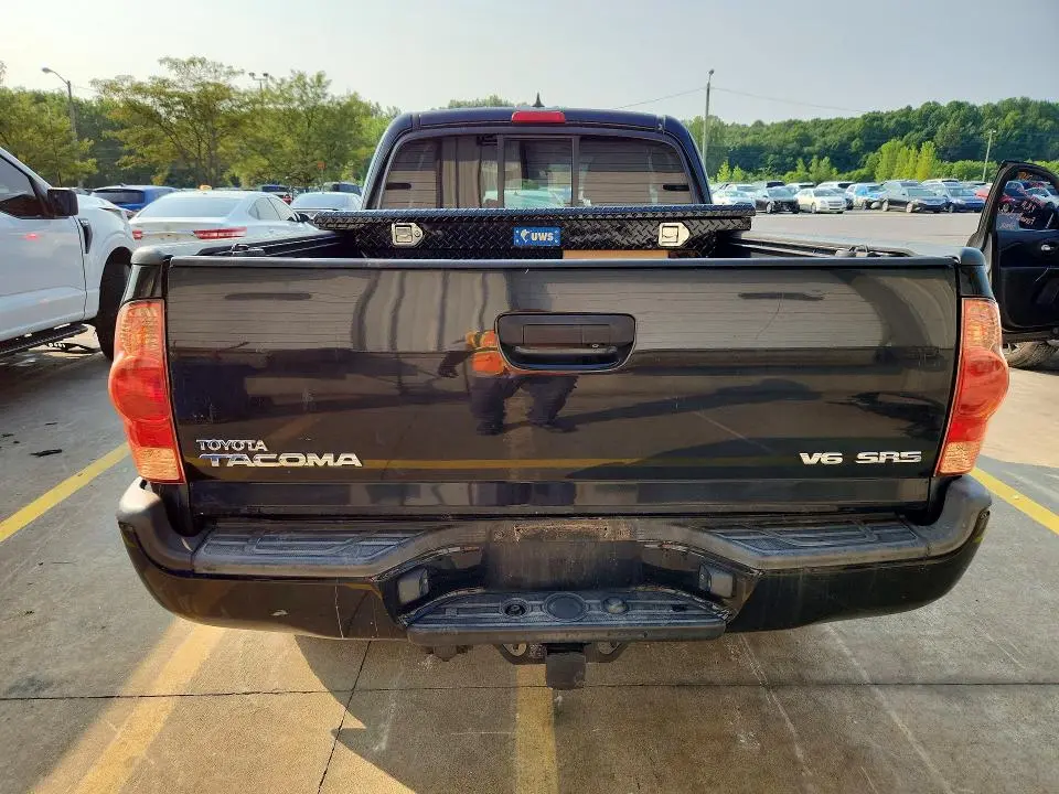 2014 TOYOTA TACOMA V6  