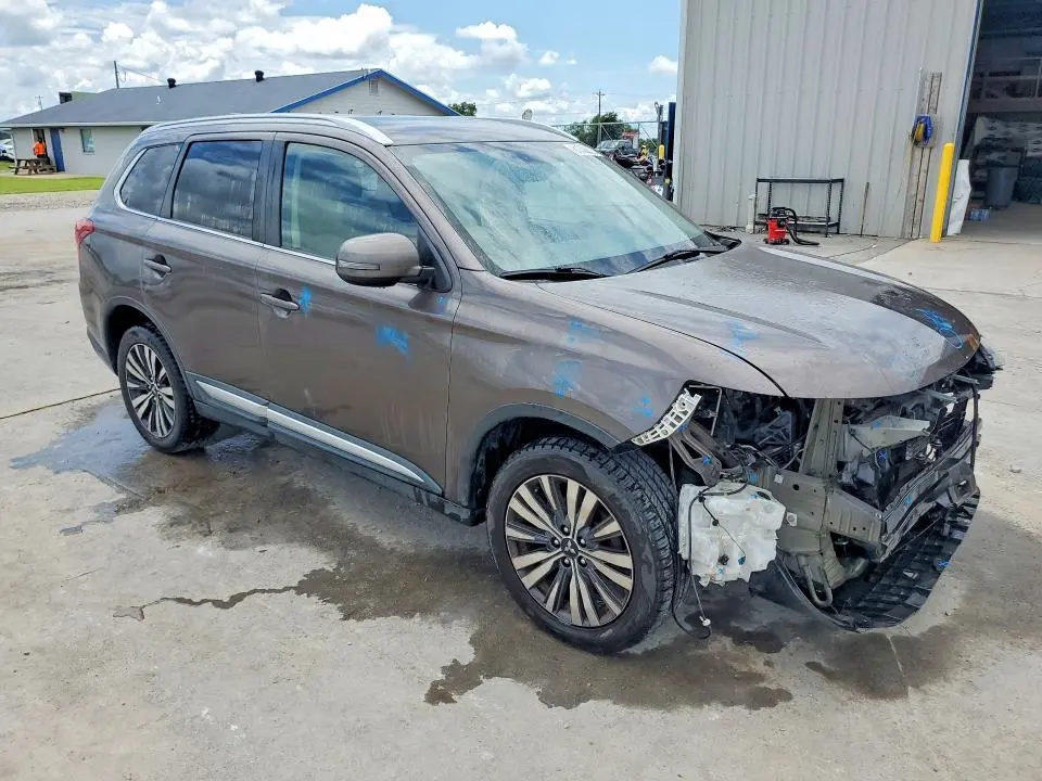 2019 MITSUBISHI OUTLANDER SE  