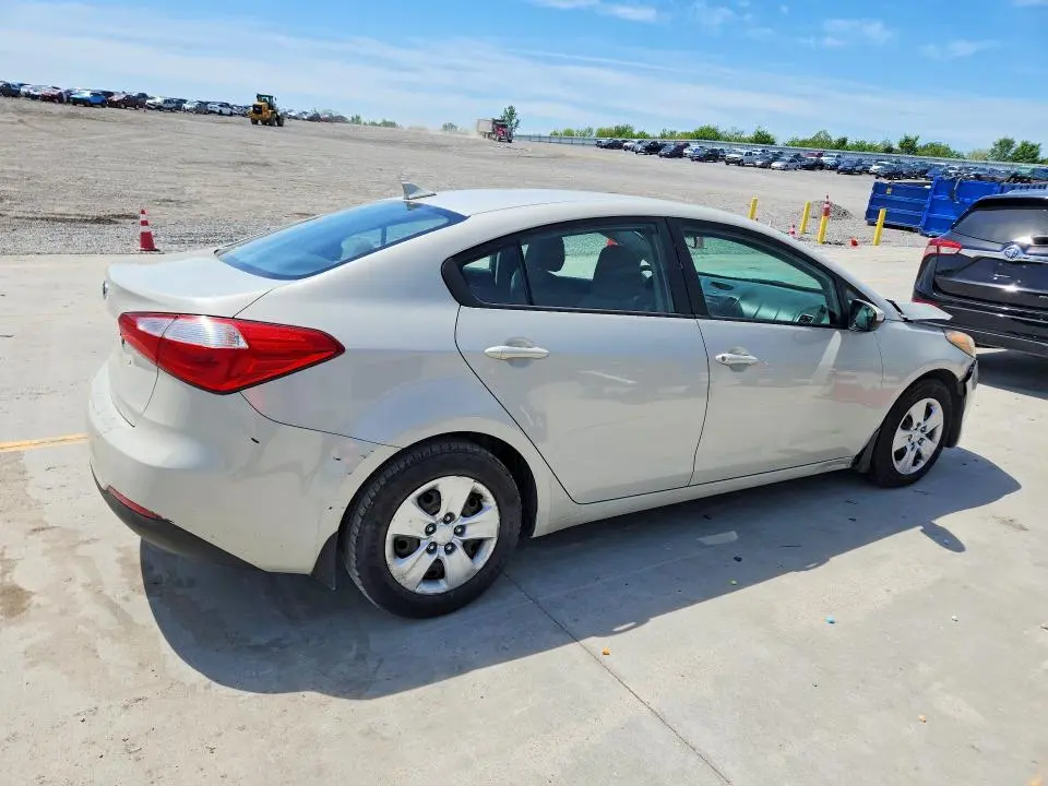 2015 KIA FORTE LX  