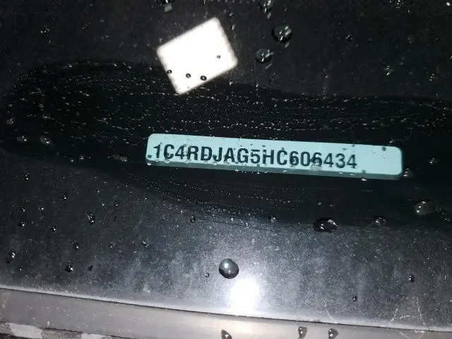 2017 DODGE DURANGO SXT  