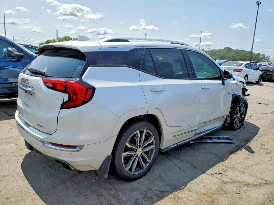 2020 GMC TERRAIN DENALI  