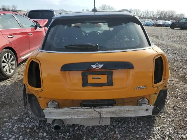 2016 MINI COOPER 