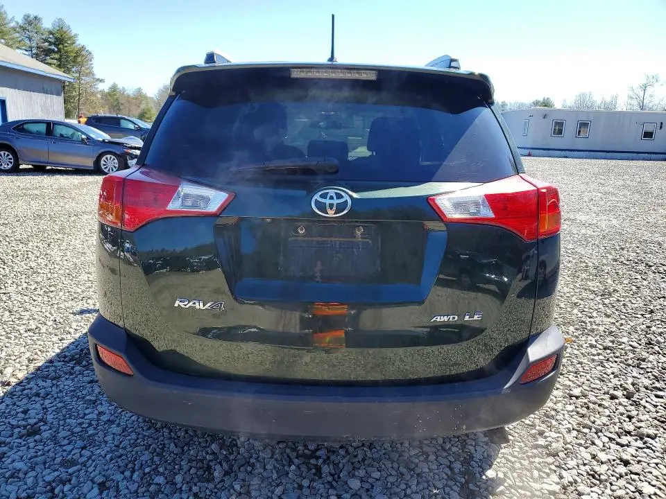 2013 TOYOTA RAV4 LE  