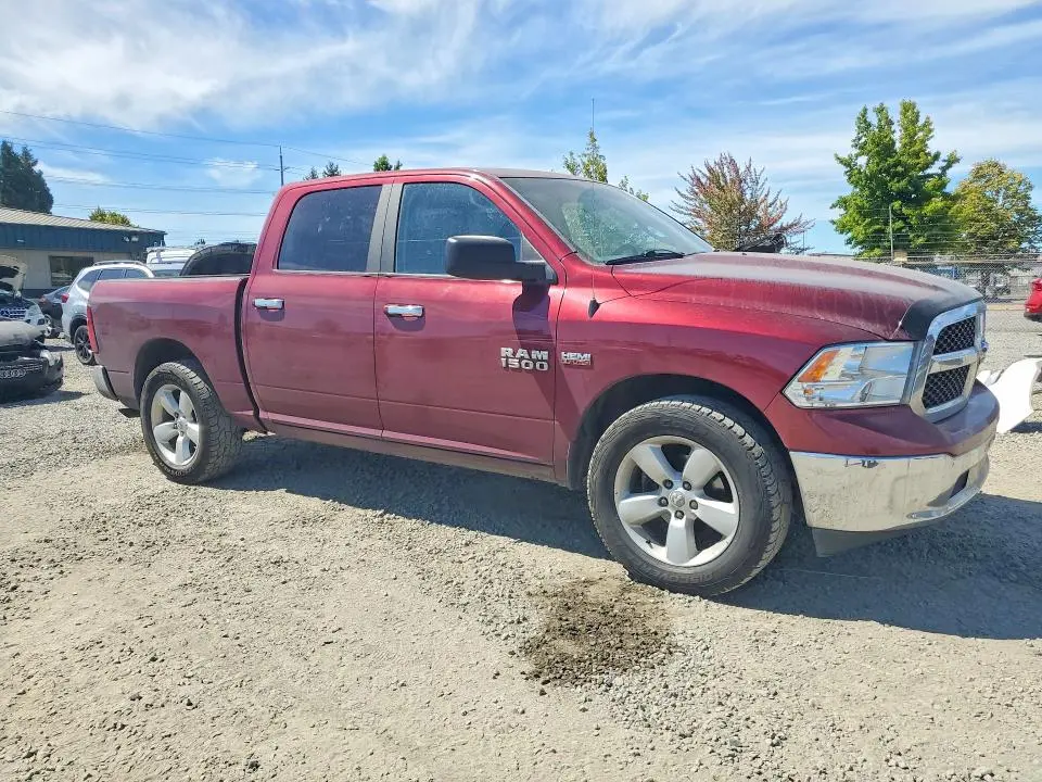 2018 RAM 1500 SLT  