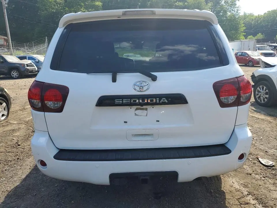 2019 TOYOTA SEQUOIA TRD SPORT  