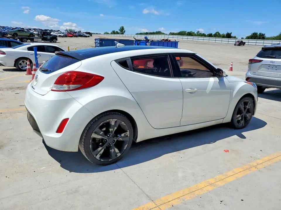 2016 HYUNDAI VELOSTER BASE  