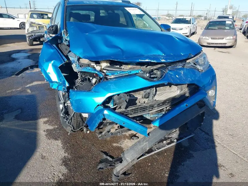 2016 TOYOTA RAV4 HYBRID XLE