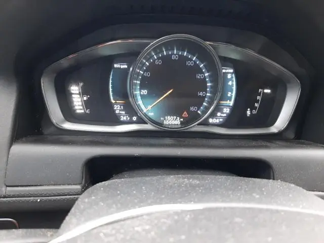 2016 VOLVO XC60 T5 PLATINUM  