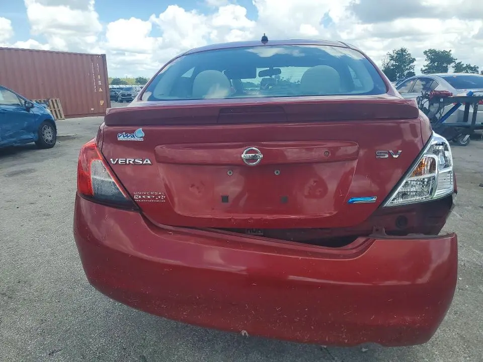 2014 NISSAN VERSA   