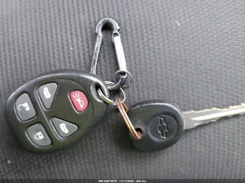 2011 CHEVROLET HHR PANEL LS