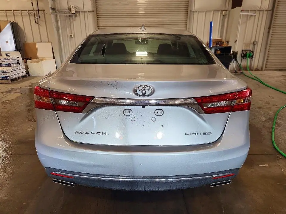 2016 TOYOTA AVALON LIMITED  