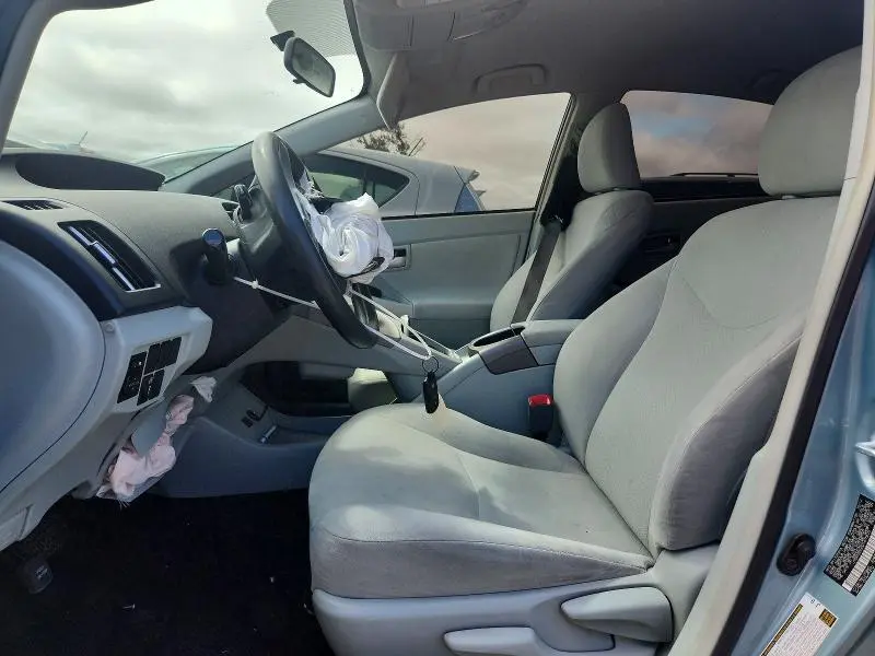 2013 TOYOTA PRIUS THREE  