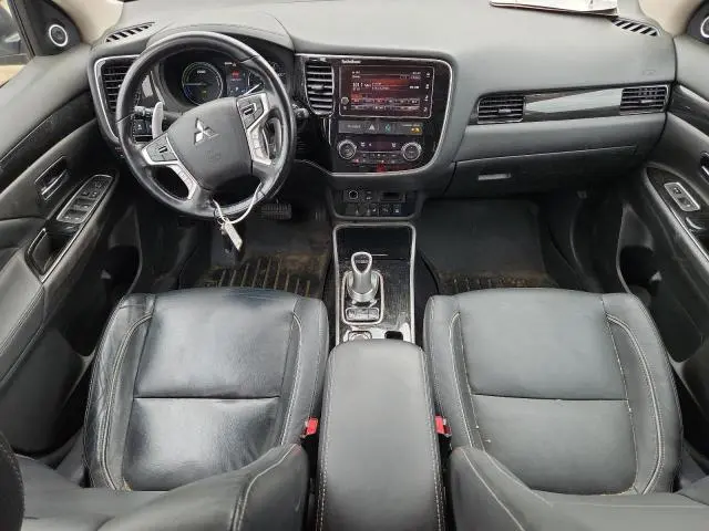 2018 MITSUBISHI OUTLANDER SE  
