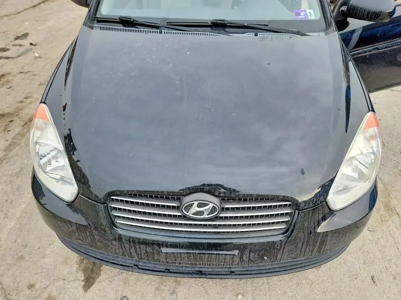 2010 HYUNDAI ACCENT GLS  