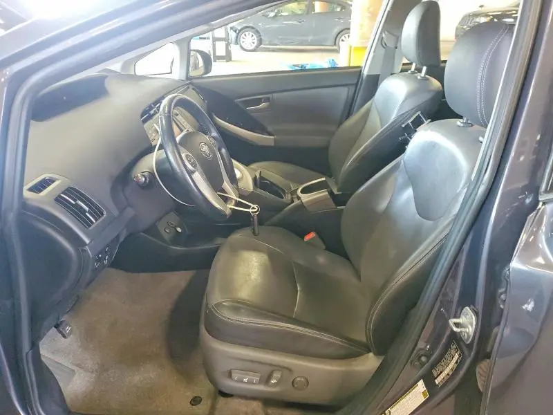 2015 TOYOTA PRIUS FIVE  