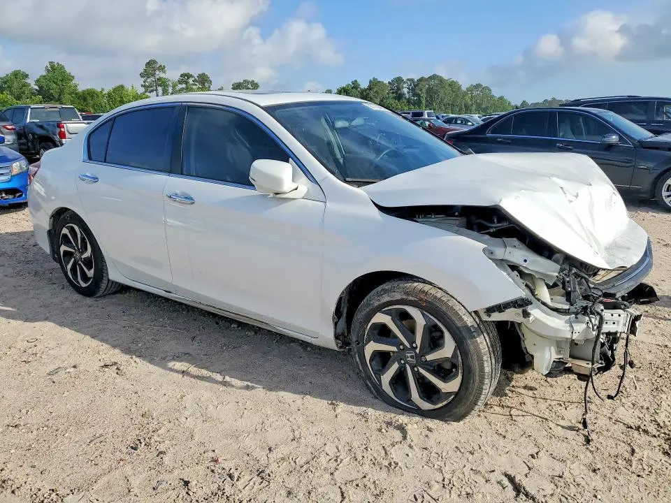 2016 HONDA ACCORD EX  