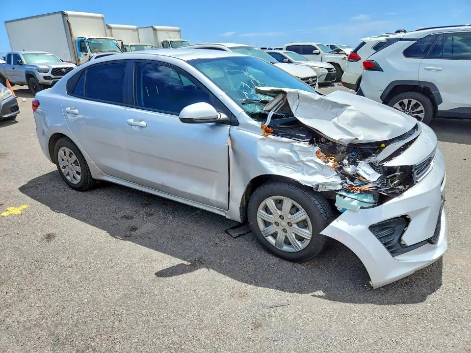 2022 KIA RIO S  