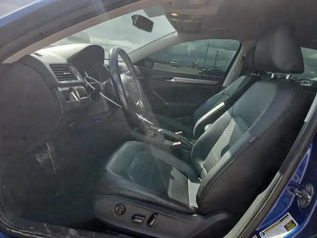 2017 VOLKSWAGEN PASSAT R-LINE  