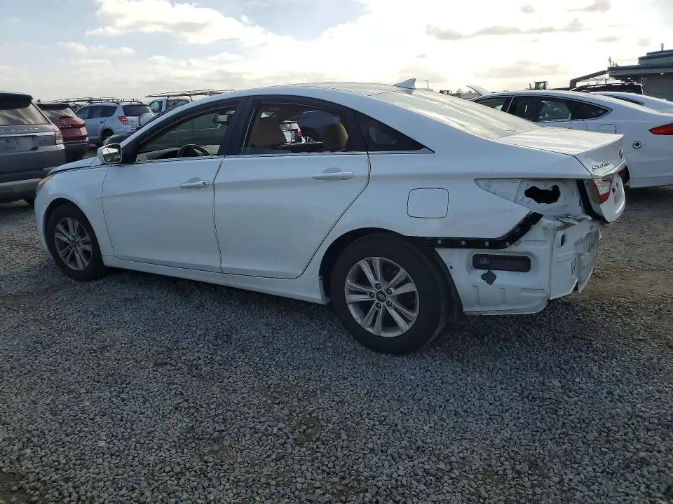 2012 HYUNDAI SONATA GLS  