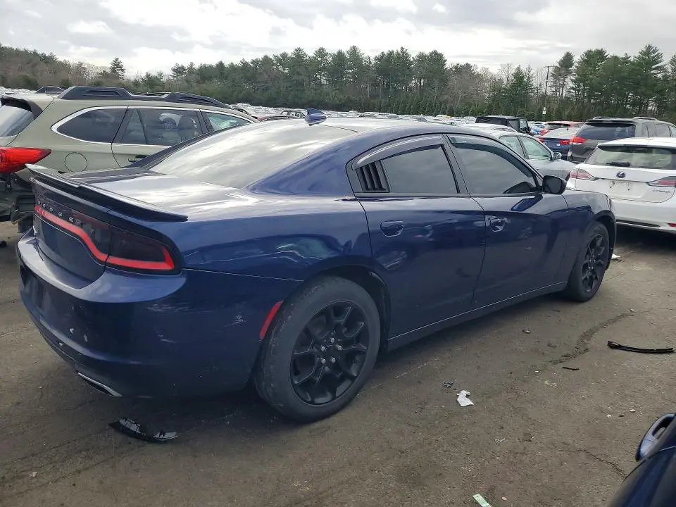 2017 DODGE CHARGER SXT  