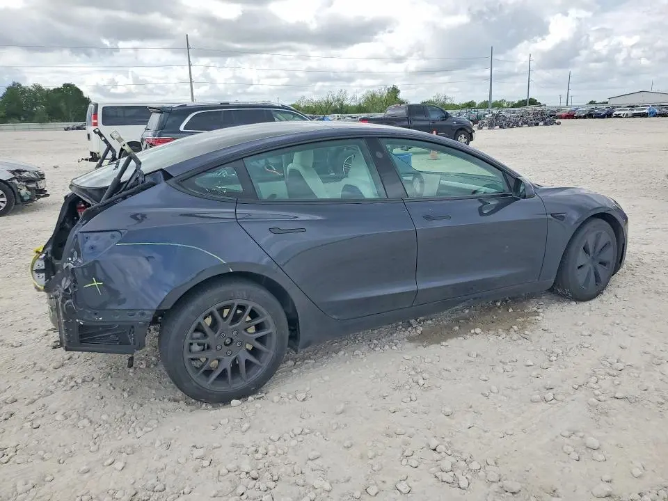 2024 TESLA MODEL 3   