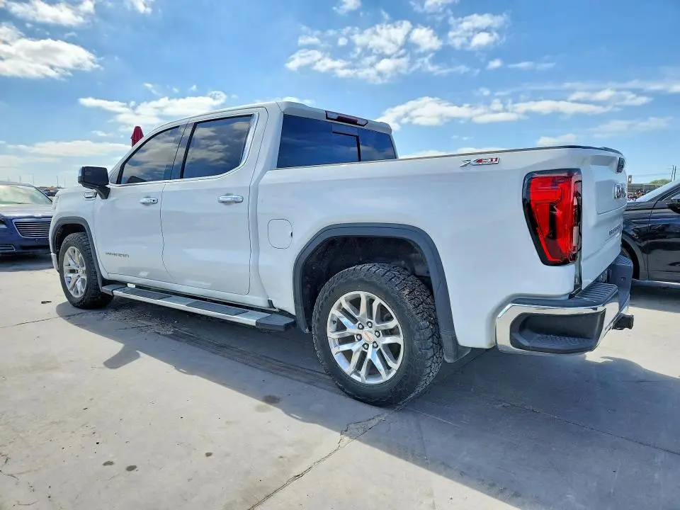 2021 GMC SIERRA K1500 SLT  