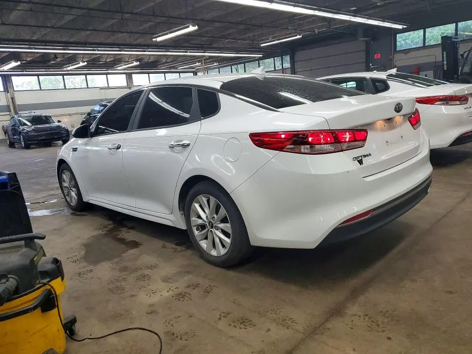 2016 KIA OPTIMA LX  