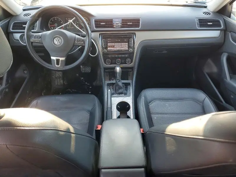 2014 VOLKSWAGEN PASSAT SE  