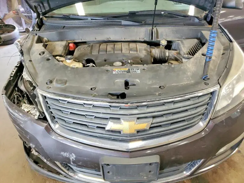 2013 CHEVROLET TRAVERSE LS  