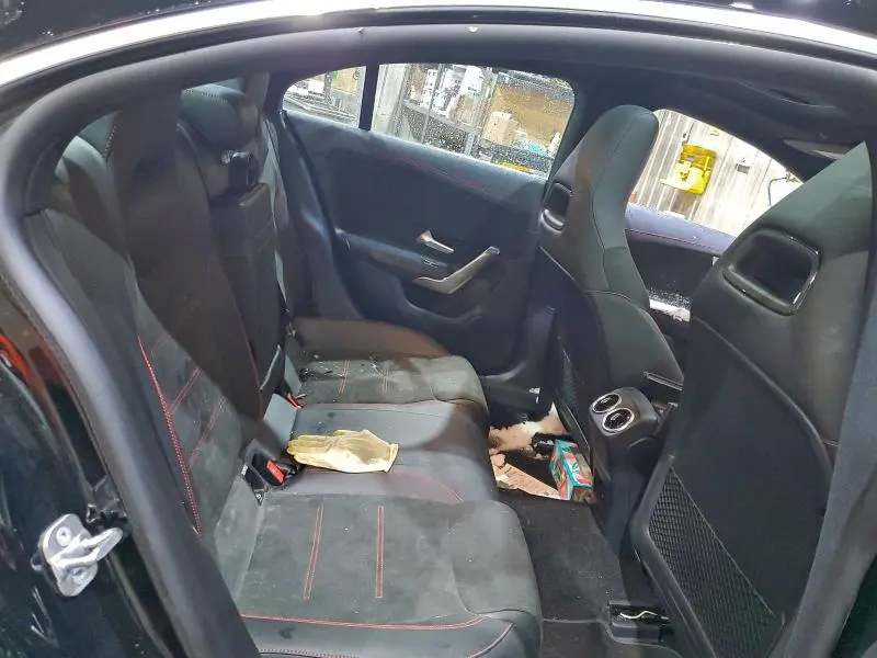 2023 MERCEDES-BENZ CLA 250 4MATIC  