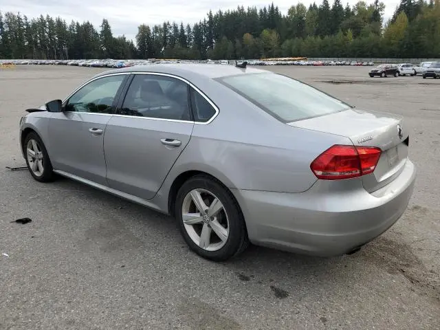 2012 VOLKSWAGEN PASSAT SE