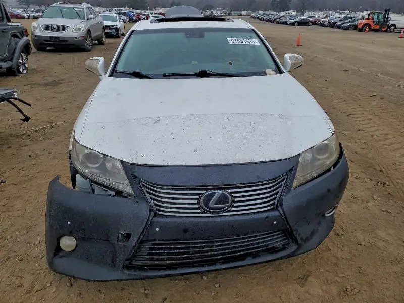2013 LEXUS ES 300H  