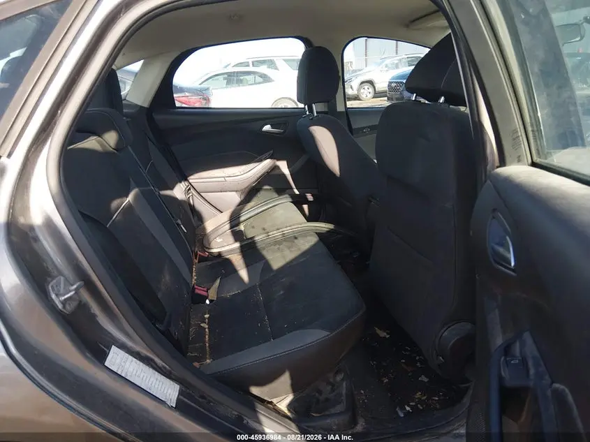 2014 FORD FOCUS SE
