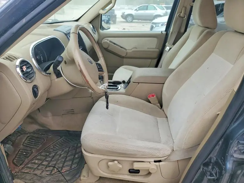 2010 FORD EXPLORER XLT  