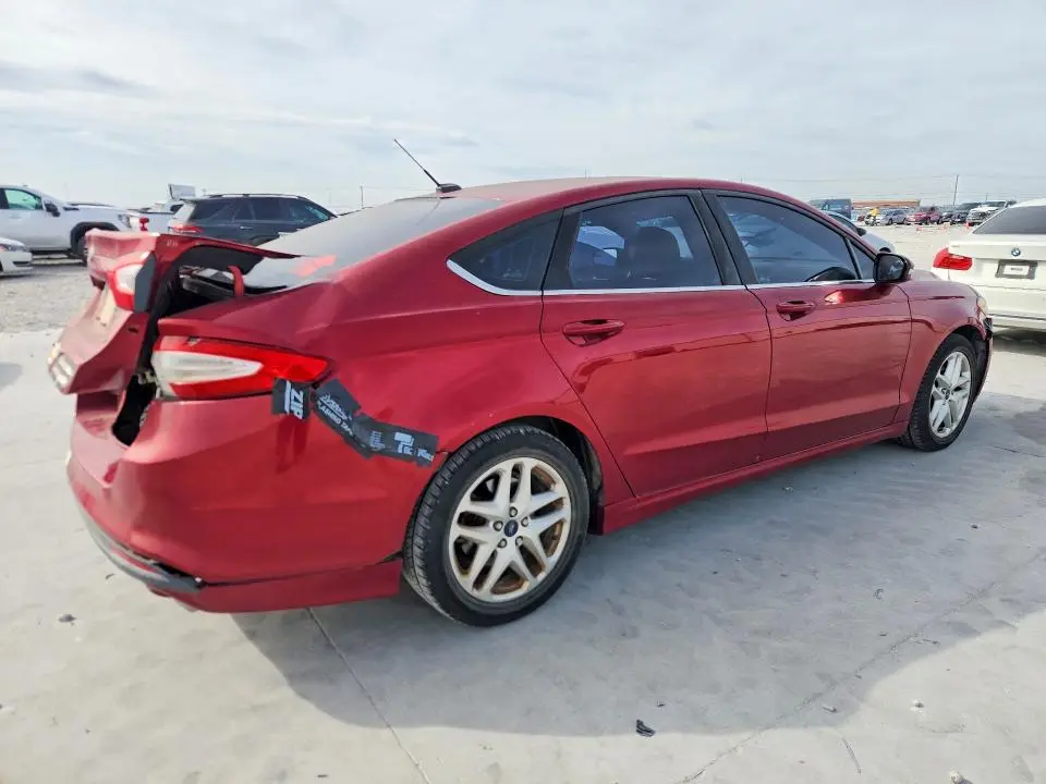 2015 FORD FUSION SE  